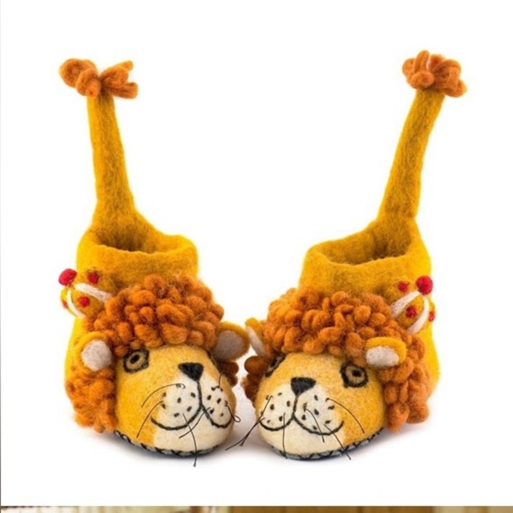 Sew Heart Felt slippers Lion Themed Baby Booties